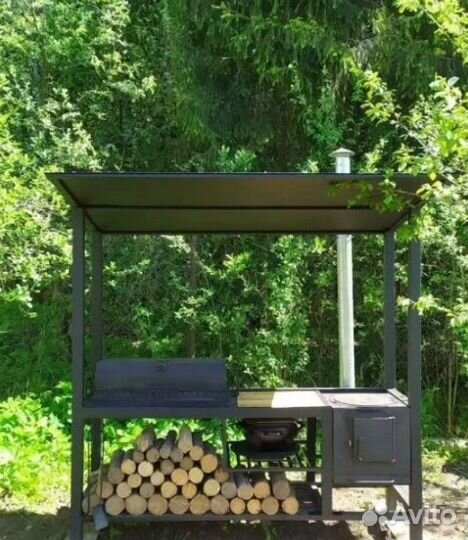 Мангал с печью под казан и крышей