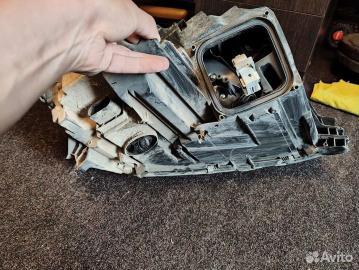 Фара левая Mercedes ml w166