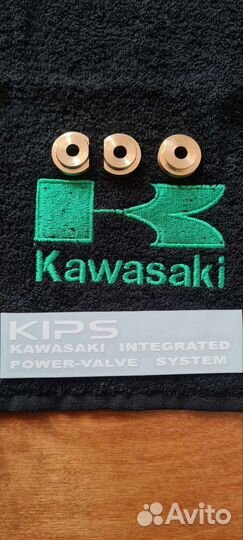 Сальники двигателя и втулка звезды kawasaki kdx