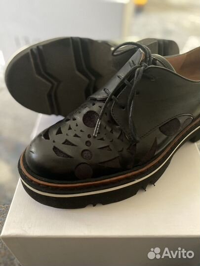 Ботинки Pollini размер 35