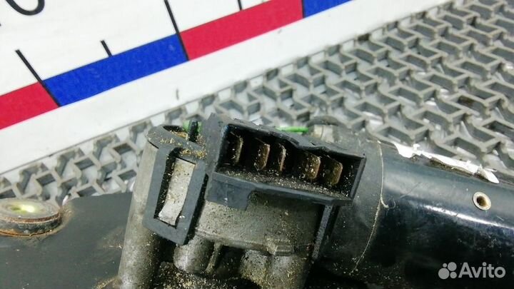 Моторчик стеклоочистителя передний Volvo V40