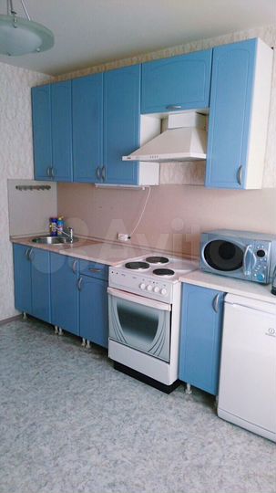 1-к. квартира, 43 м², 1/10 эт.