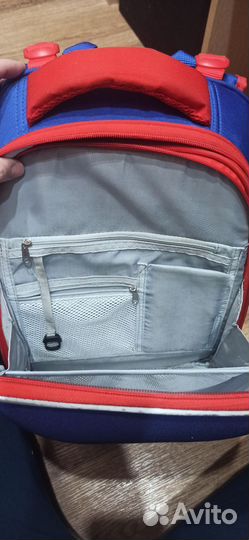 Рюкзак школьный