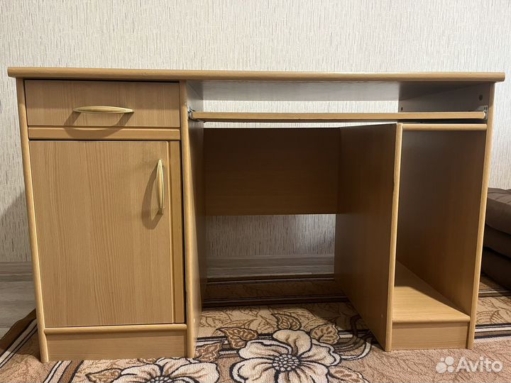 Компьютерный стол бу