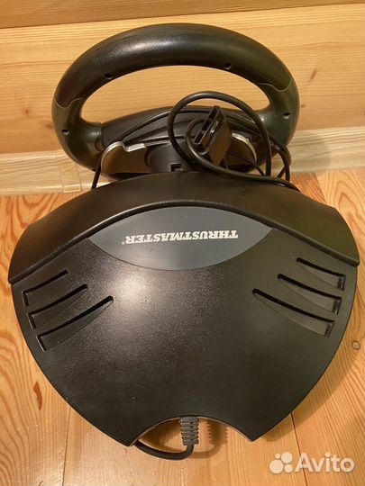 Игровой руль thrustmaster ferrari