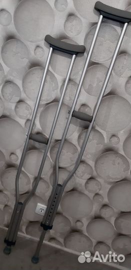 Костыли подмышечные