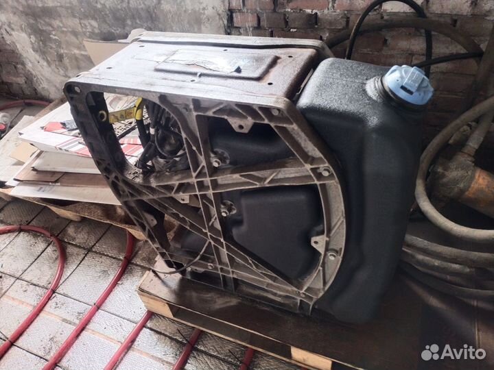 Бак для мочевины adblue Volvo FM4