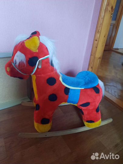 Качалка лошадь