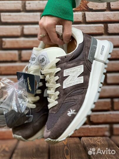 Кроссовки New Balance 1300