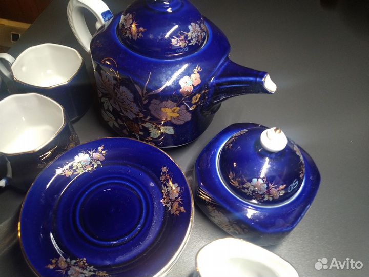 Фарфоровый коростенский сервиз к чаю