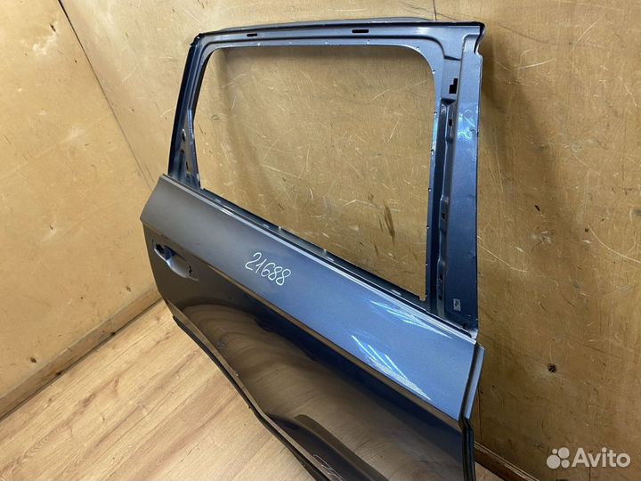 Дверь задняя правая Skoda Karoq 2017+