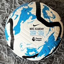 Профессиональный футбольный мяч Nike