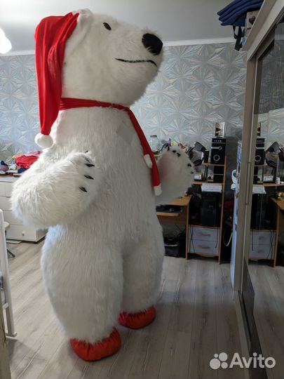 Новогодний костюм для надувного медведя
