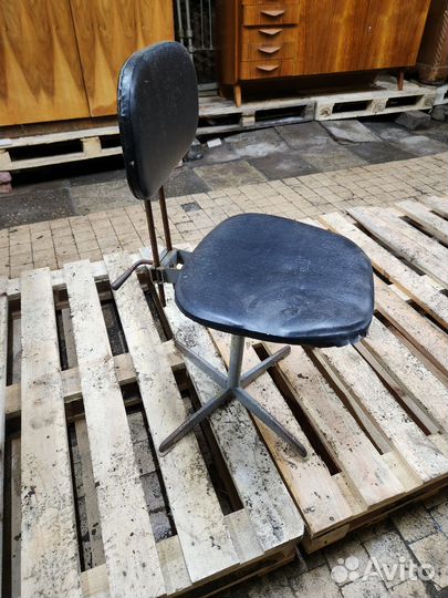 Стул вращающийся СССР