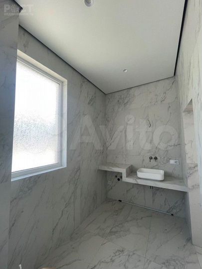 Дом 200 м² на участке 6 сот.