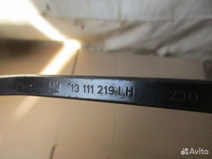 Поводок стеклоочистителя передний левый Opel Astra