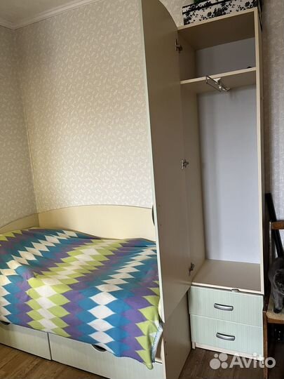 Спальный гарнитур