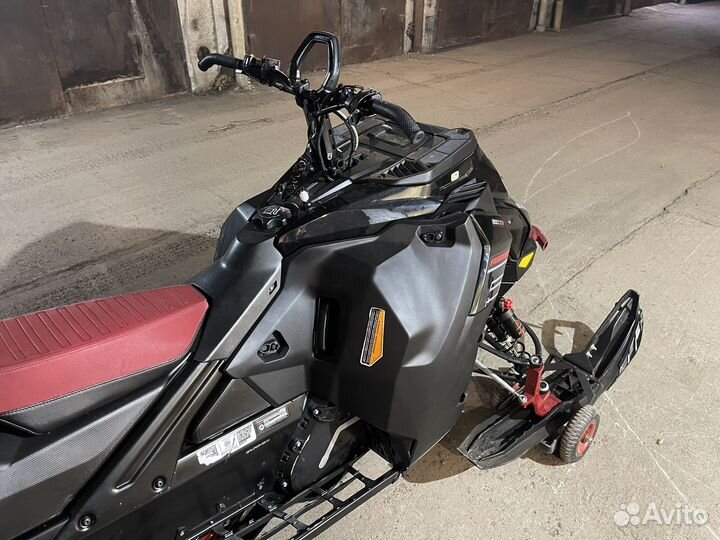 BRP SKI-DOO Freeride 850 Turbo R G5