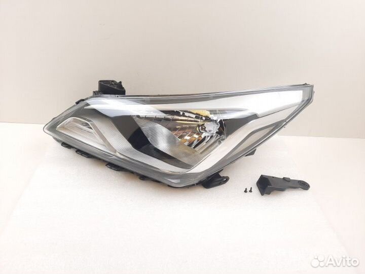 Фара левая Hyundai Solaris 2014-2017