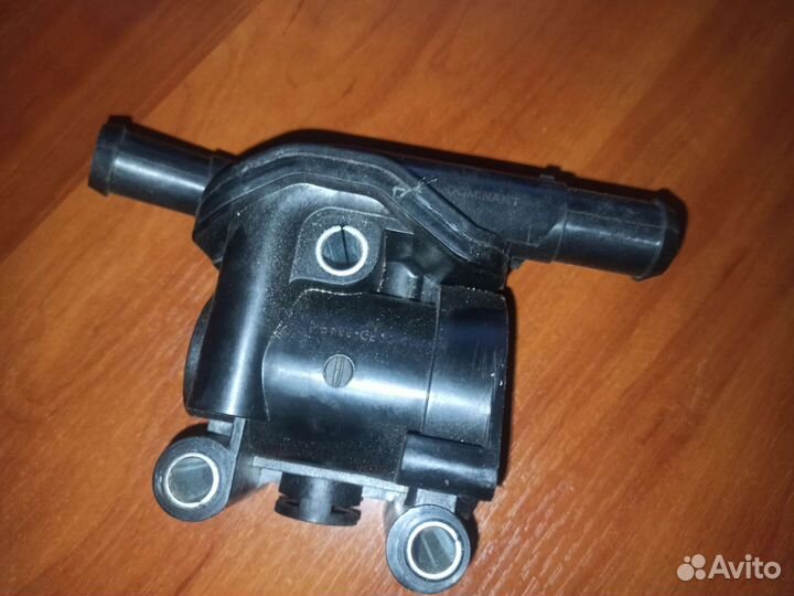 Корпус термостата Ford Mondeo
