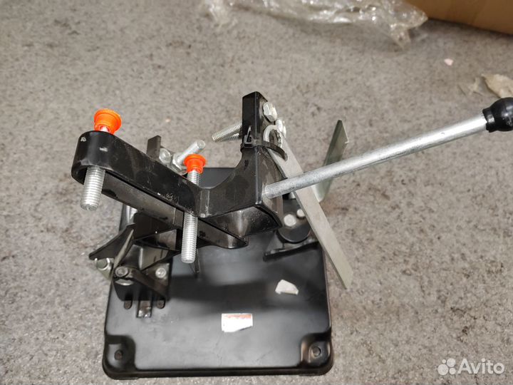 Устройство для крепления ушм 115мм