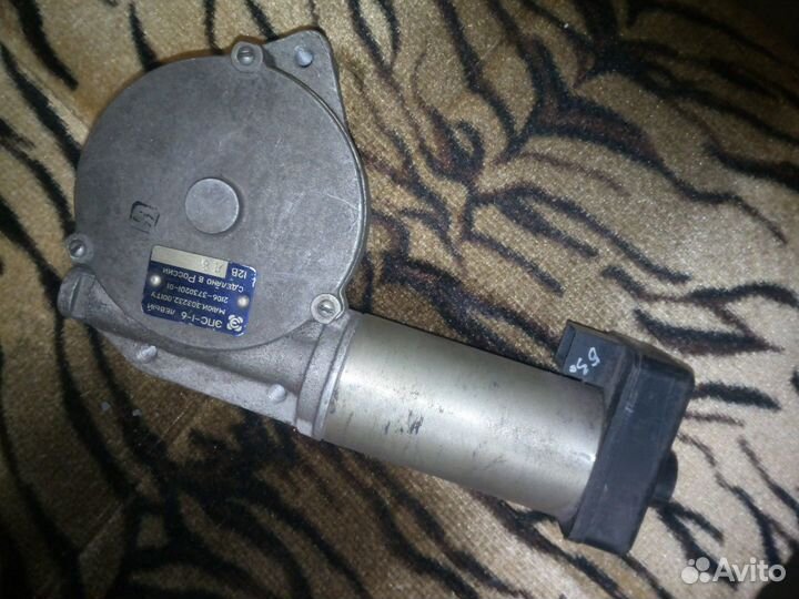 Электростеклоподъемник 2106