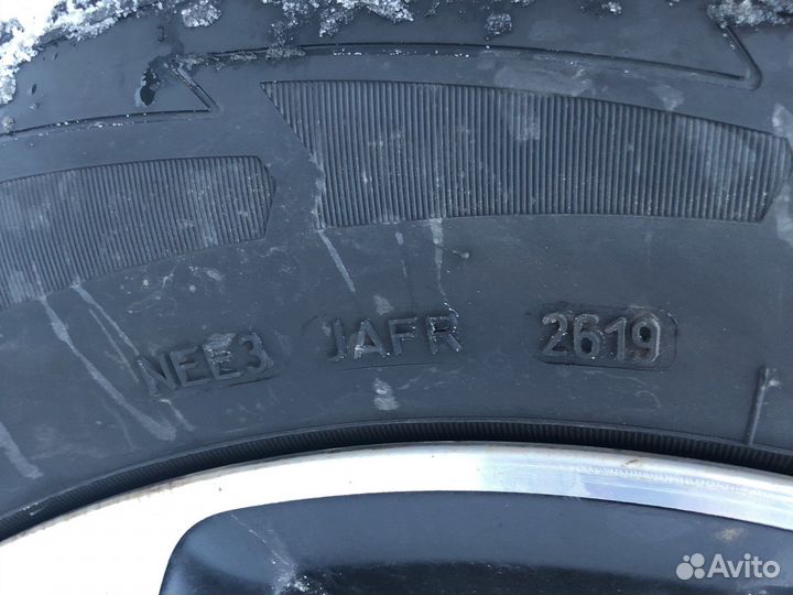 Goodyear UltraGrip Performance Gen-1 215/65 R17 99V