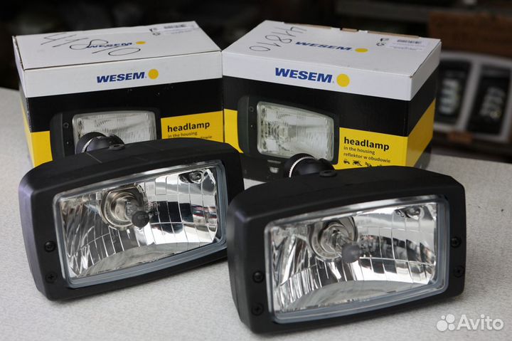 Фары Wesem. Дальний - ближний. (н 4) + габарит