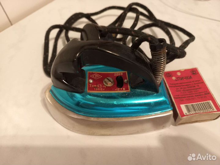Утюг малогабаритный СССР 1966 год
