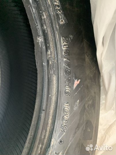 Bridgestone Blizzak DM-V2 215/70 R16