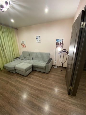 2-к. квартира, 50 м², 5/15 эт.