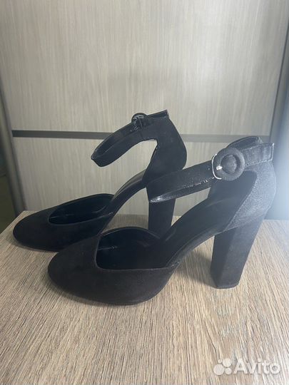 Туфли женские