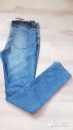 Джинсы