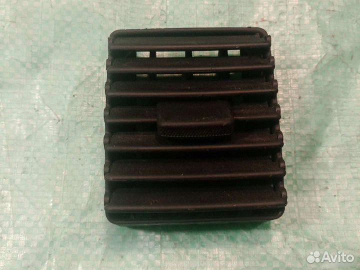 Дефлектор воздушный Opel Vectra B седан 1.6I