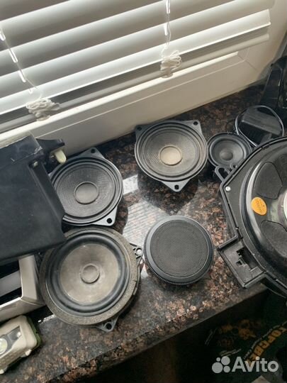 Динамик под сидением Саббуфер BMW X5 e70 BMW x6