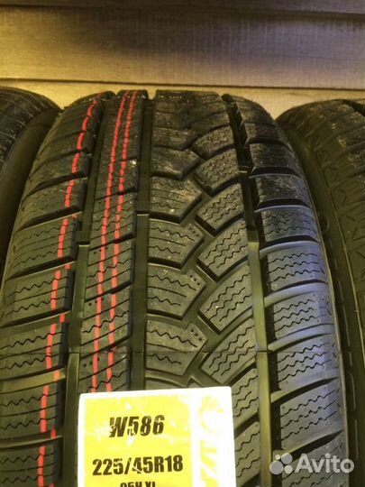 Ovation W-586 225/45 R18