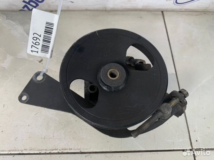 Насос гур Nissan Primera P12 1.8 (QG18DE) 2003