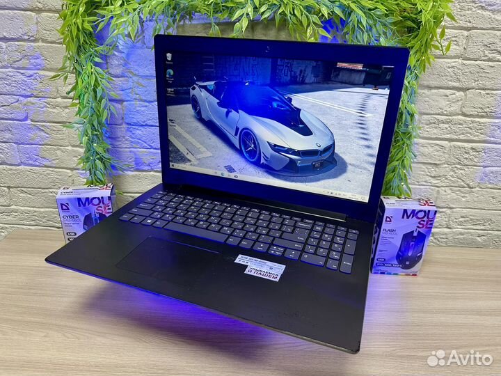 Игровой ноутбук Lenovo i3/8GB/SSD/256GB/2видеокарт