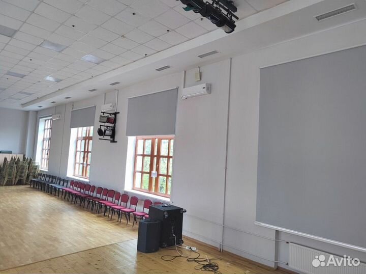 Рулонные шторы на окна в мансарду