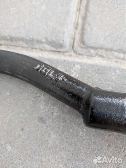 Рулевой наконечник левый solaris