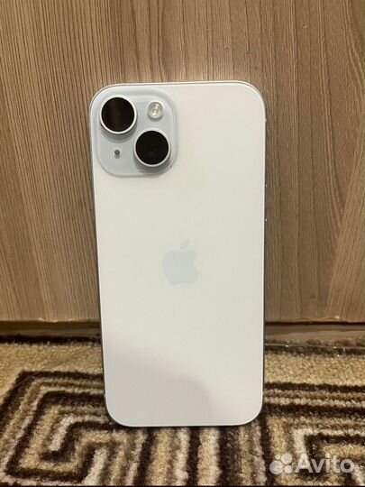 iPhone 15, 256 ГБ