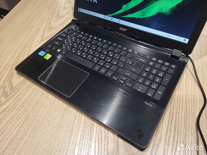 Игровой ноутбук Acer/ GeForce GT 720/ Core i3/ SSD