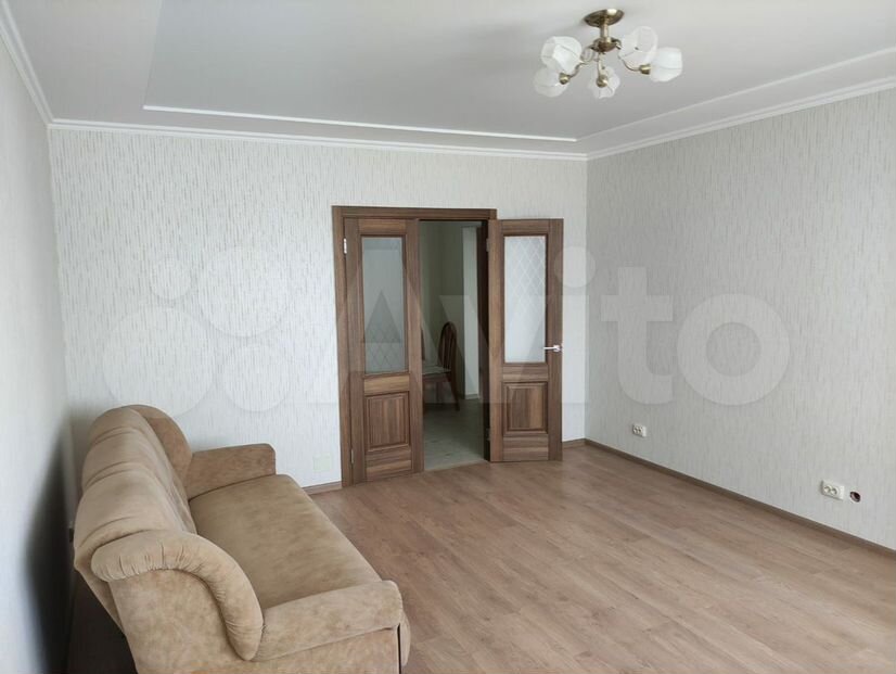 2-к. квартира, 61 м², 5/17 эт.