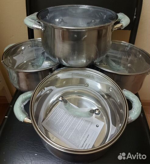 Набор кастрюль