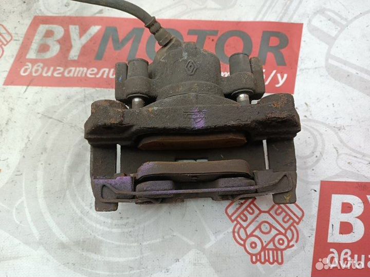 Суппорт передний левый Renault Grand Scenic III