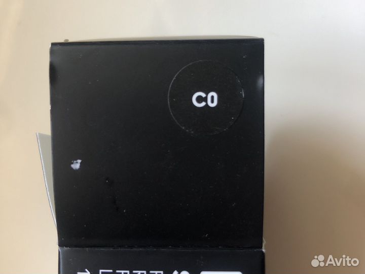 Тональная основа для лица и тела Mac