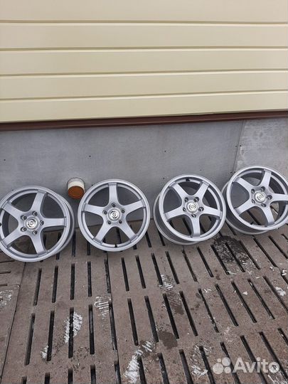 Литые диски r 16