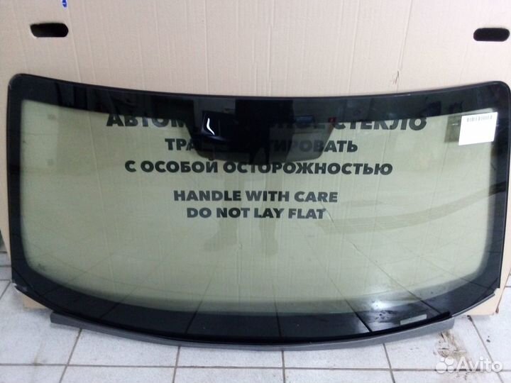 Стекло лобовое Chevrolet Camaro cabrio