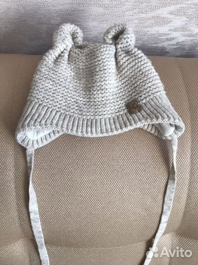 2 зимние шапки