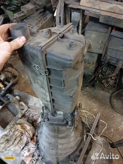 Корпус воздушного фильтра mercedes 124 е190